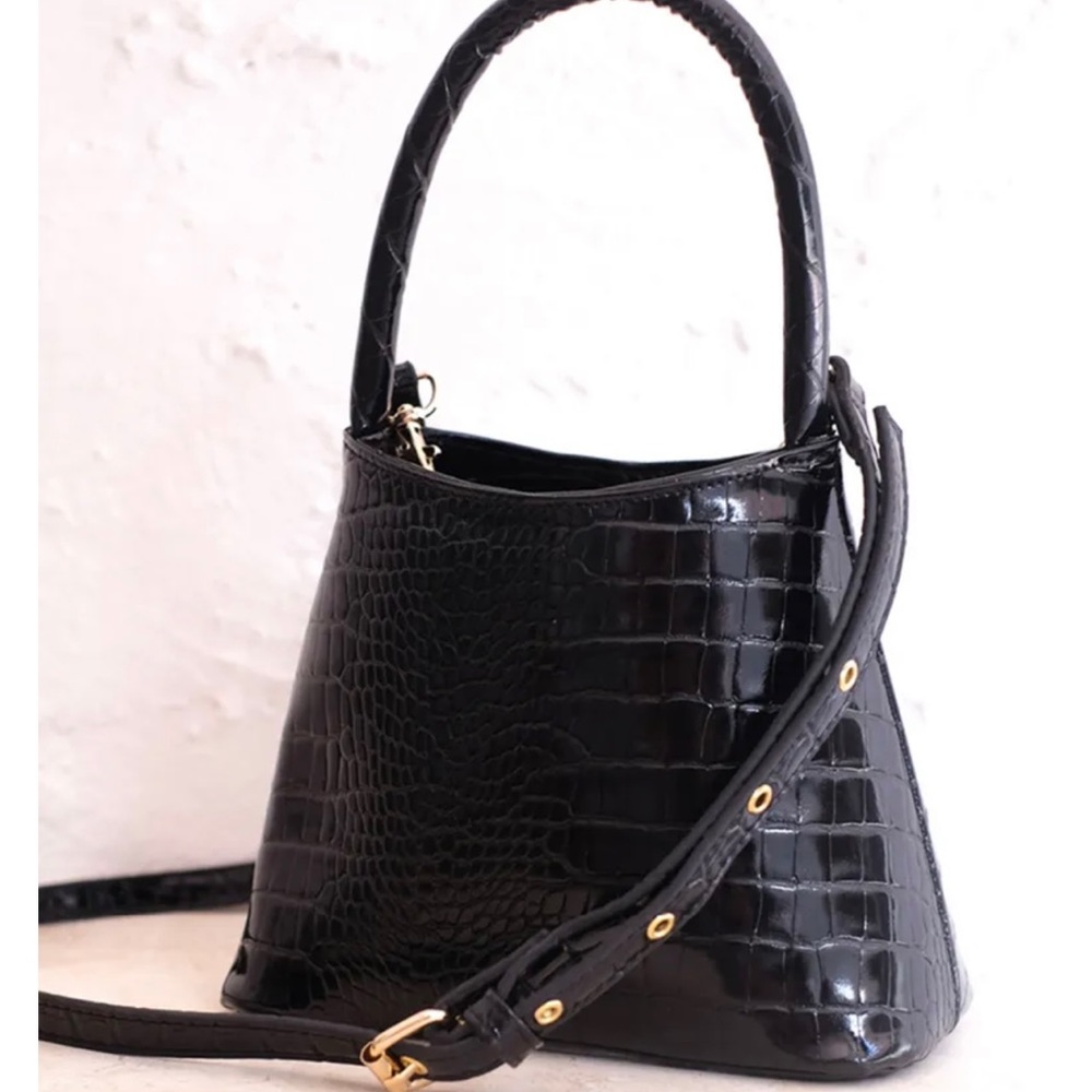 BILLINI clover shoulder bag